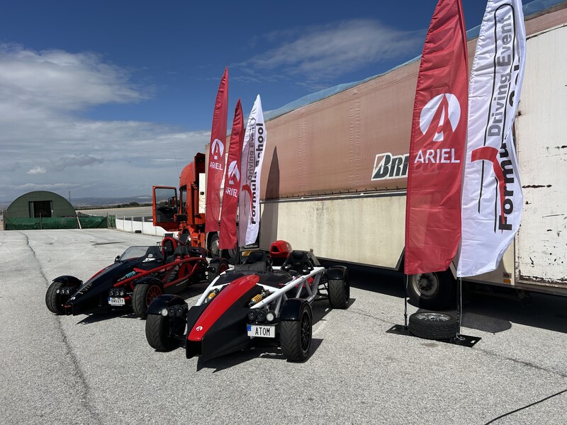 Ariel Atom on Guadix circuito